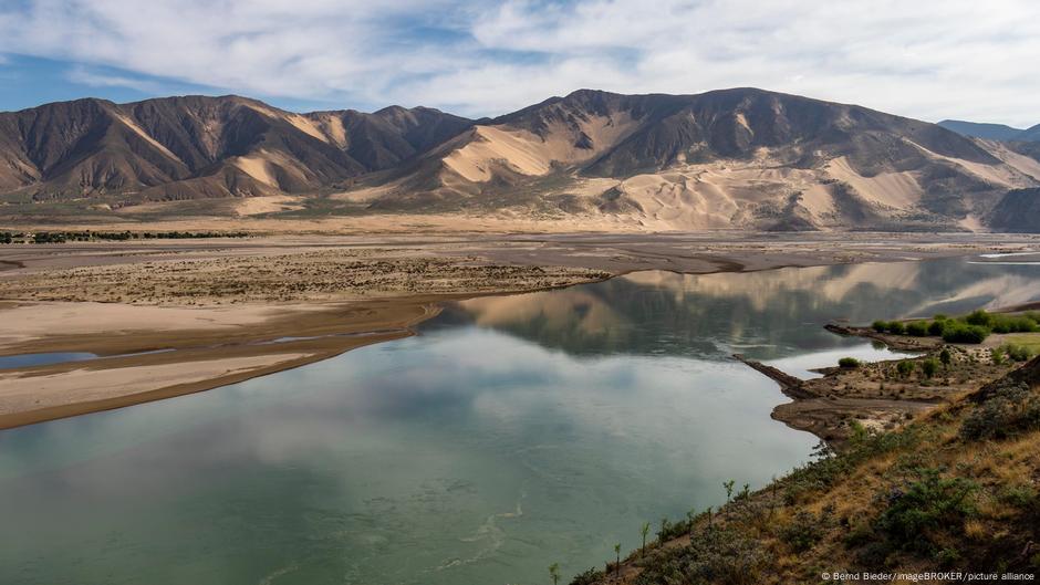 China Launches World's Largest Hydropower Project Amid Concerns from India and Bangladesh