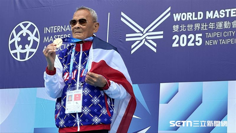 105歲泰國人瑞大爺以田徑奪得雙金，環遊世界交友的傳奇故事