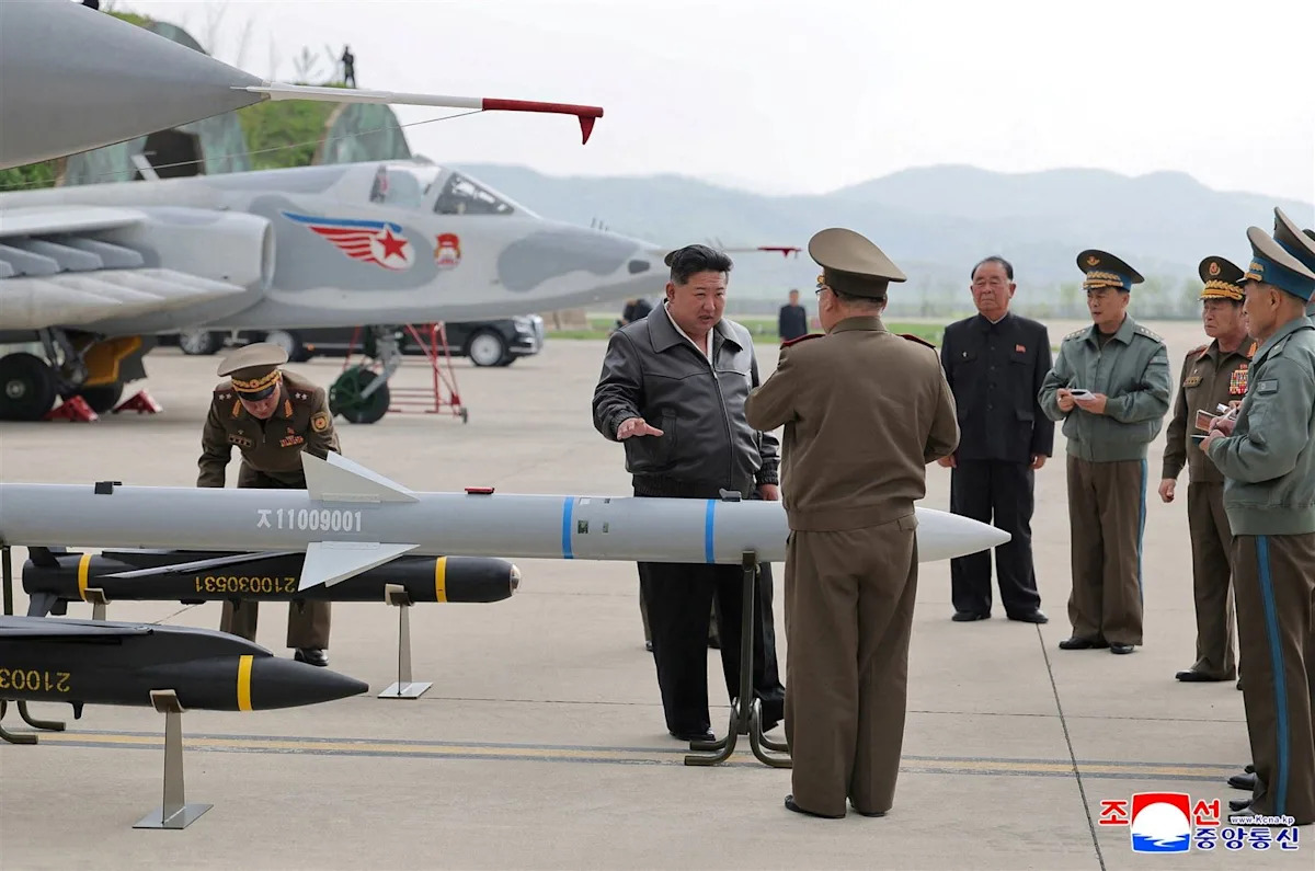 北韓新型中程空對空飛彈疑似獲俄技術支援加強合作