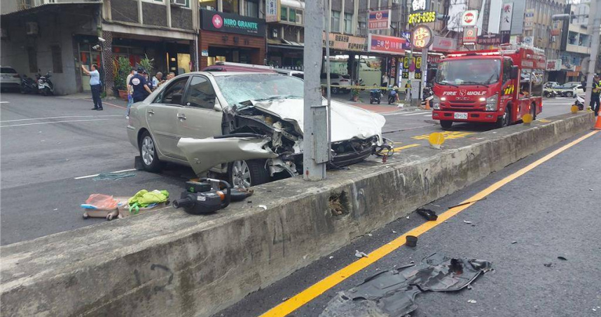 高齡駕駛再掀討論！三峽三死車禍引日本作家關注